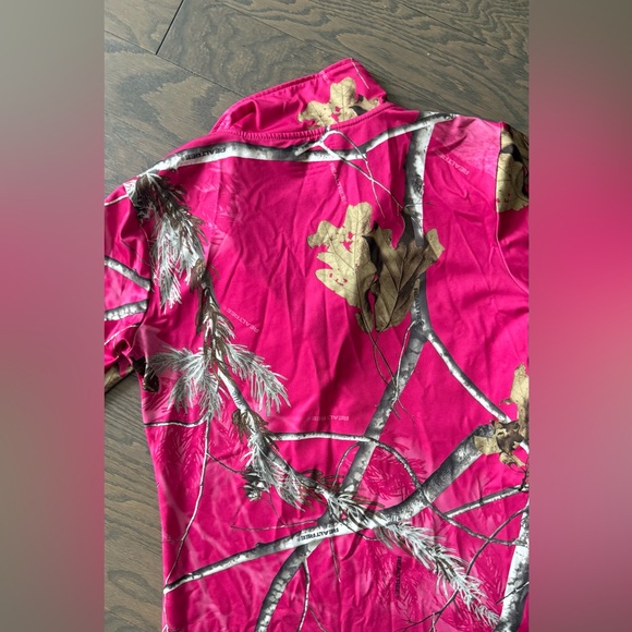 Realtree Women's 1/4 Zip Pullover Shirt Camo Thumbholes Long Sleeve Pink Size XL - Picture 16 of 16